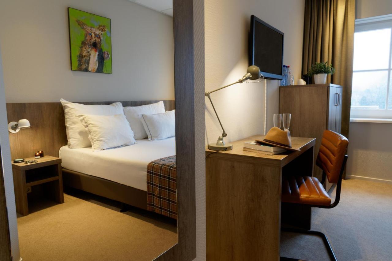 Hotel De Koepoort เอนเคาเซิน ภายนอก รูปภาพ